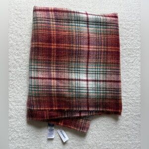 Old Navy Plaid Knit Scarf in Rust, Burgundy & Cream, New w tags